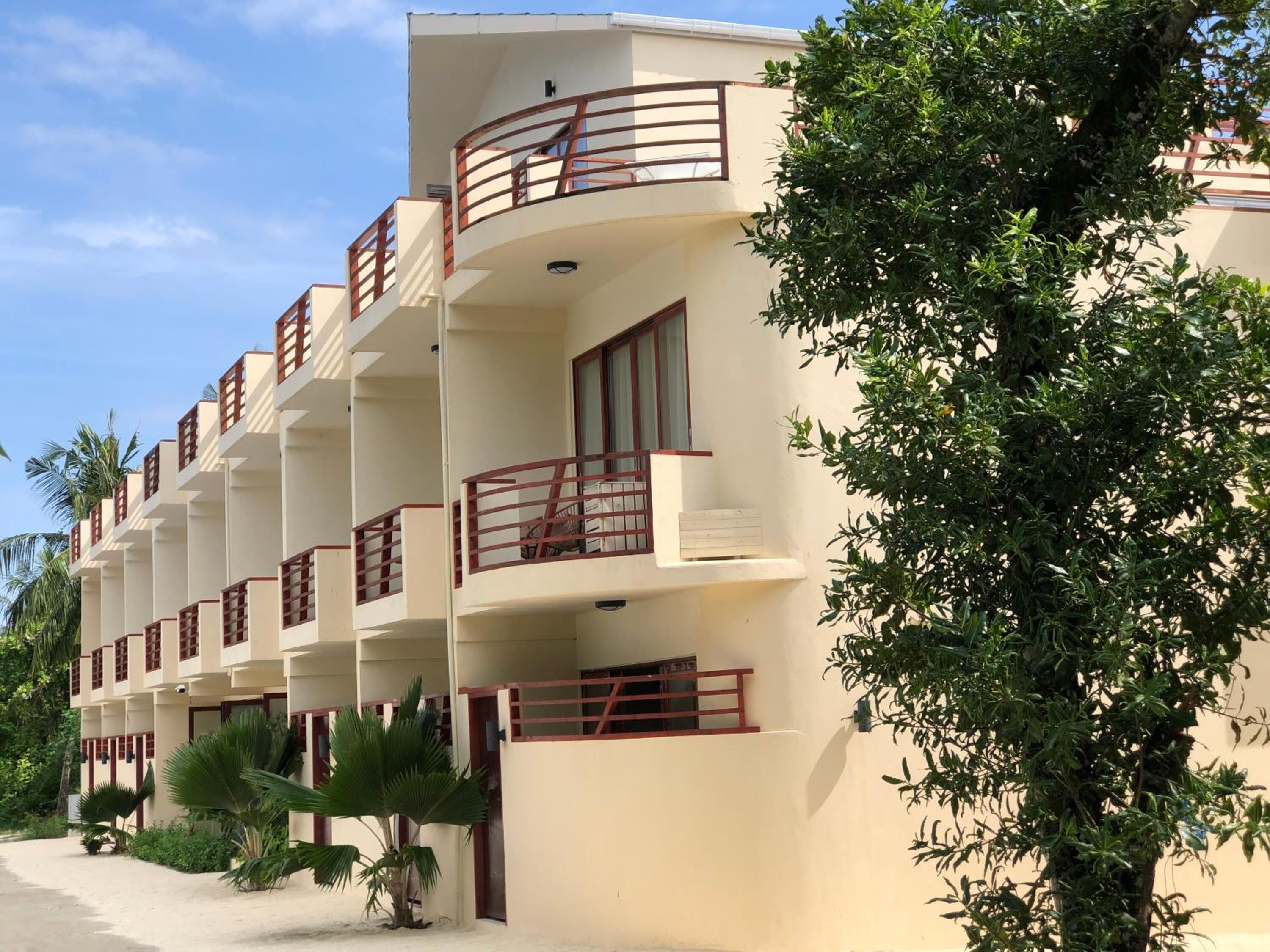 Foto - Sunrise by white sand dhigurah