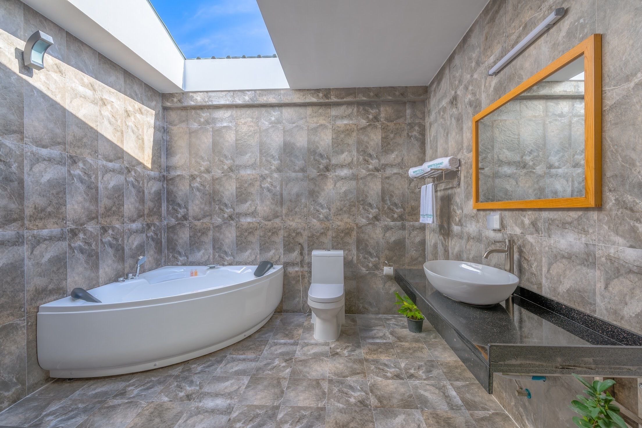 Foto - Sunrise by white sand dhigurah