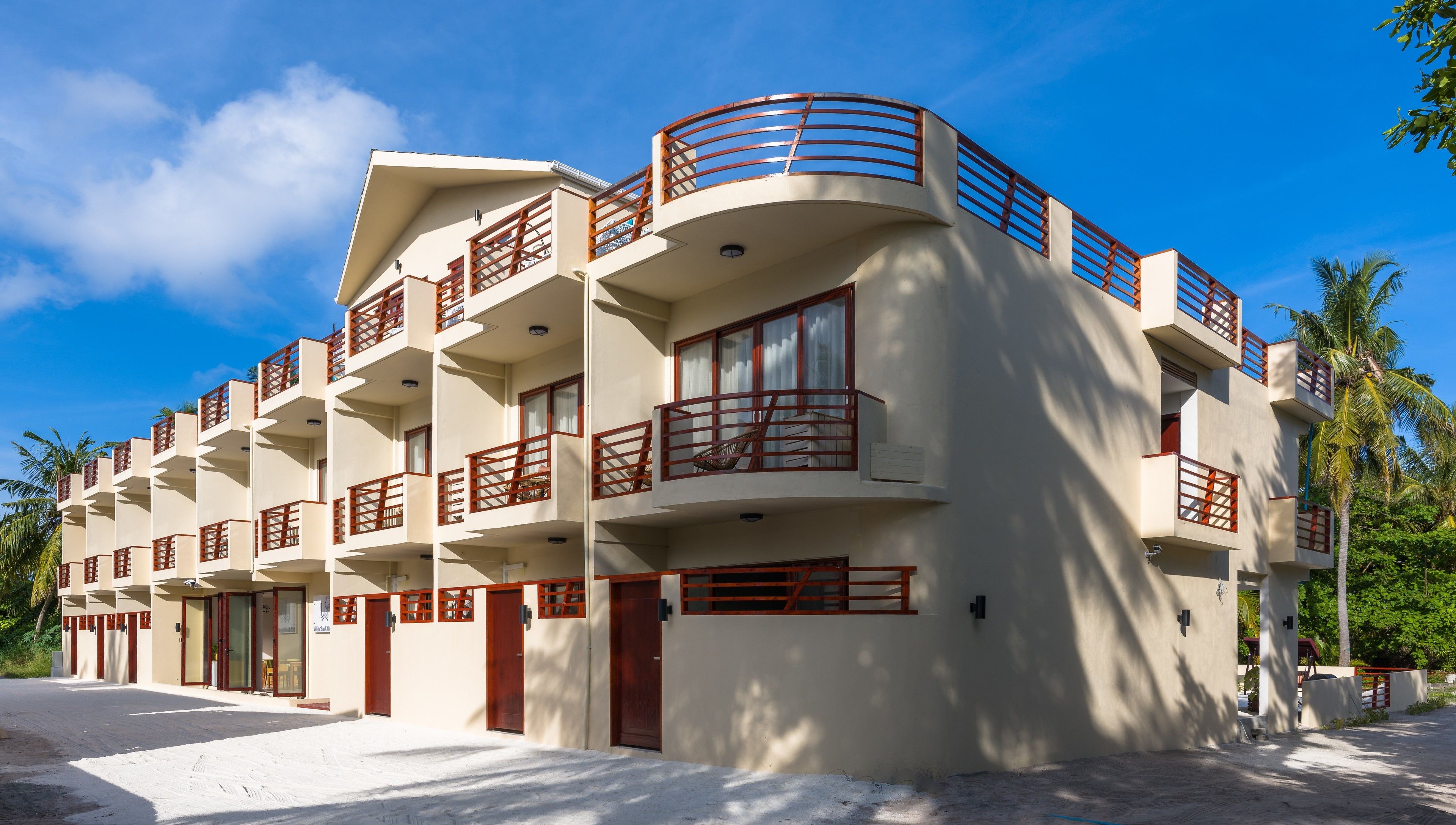 Foto - Sunrise by white sand dhigurah