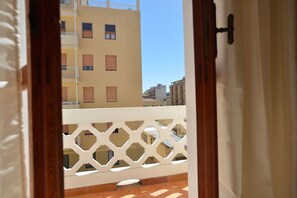 Quang cảnh từ phòng