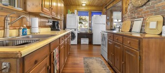 Quintessential Oceanfront Cottage