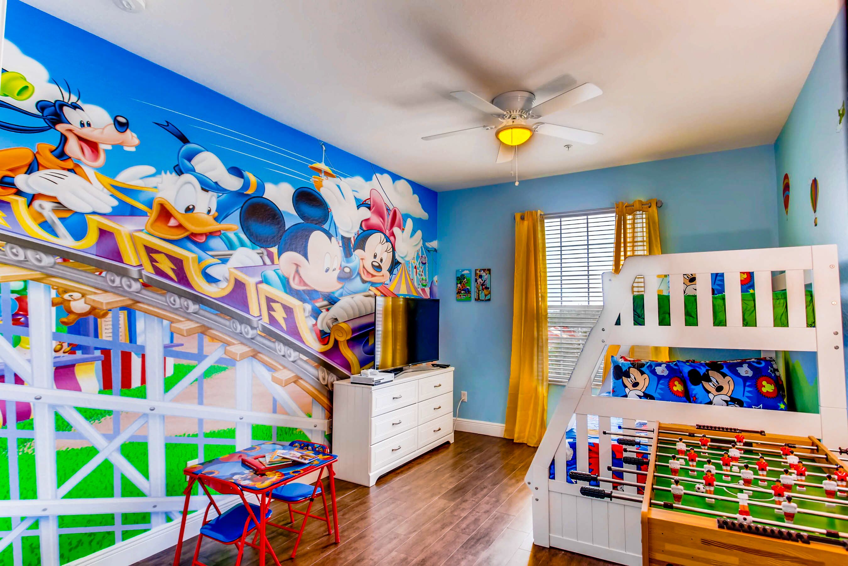 Disney Fireworks view Condo in Windsor Hills Resort - only 2 miles from Disney!