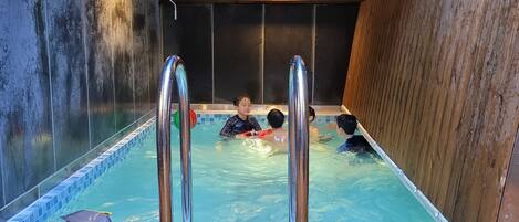 VIP Pool Terrace | Terrace/patio