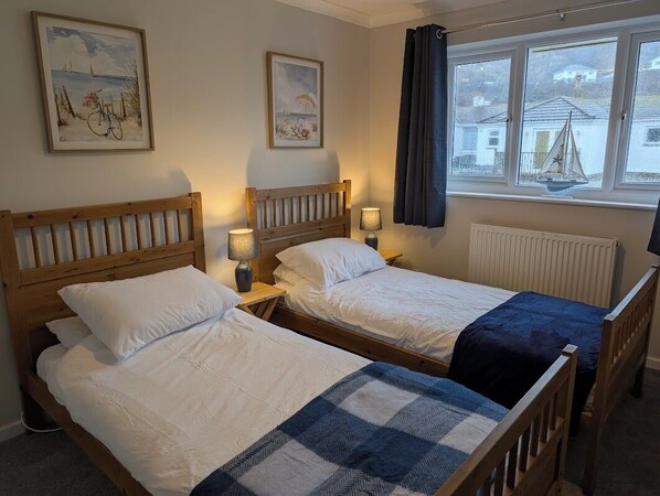 3 bedrooms, iron/ironing board, travel cot, free WiFi