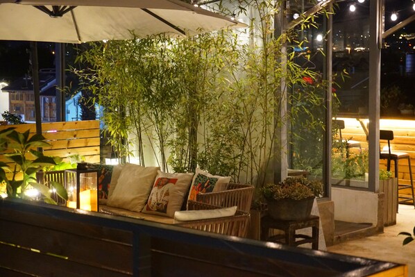 Terrace/patio