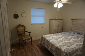 3 Schlafzimmer, Bügeleisen/Bügelbrett, Internetzugang, Bettwäsche