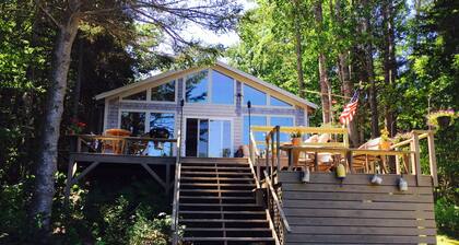 Oceanfront Maine Acadia Cottage
