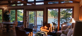 Oceanfront Maine Acadia Cottage