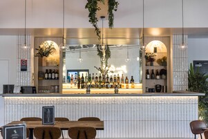 Bar (en la propiedad)