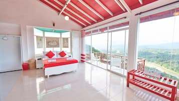 Phòng Suite trăng mật, 1 giường cỡ king, quang cảnh núi, cạnh núi | 1 phòng ngủ, bộ đồ giường cao cấp, chăn bông