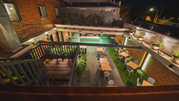 Balcony - Heritage Hotel (Rockhampton)