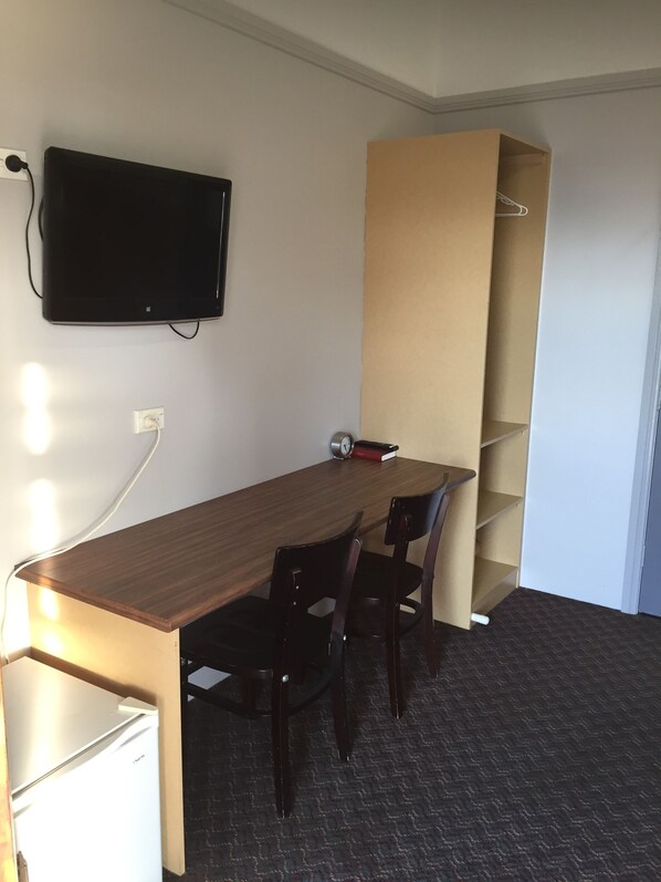 In-room business center