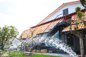 Garden - The Tiles Garden B&B (Dongshan)