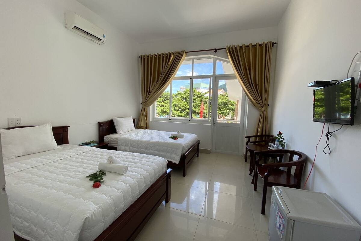 Nhà Khách Côn Đảo - 2 Sao 3 Nhà Khách Côn Đảo, Côn Sơn | Hotels.com