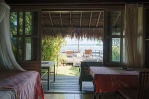 Casa de campo Deluxe, 2 habitaciones, frente al mar | Wifi gratis y ropa de cama 