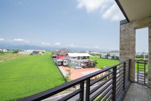 Phòng 4 Tiêu chuẩn | Hiên