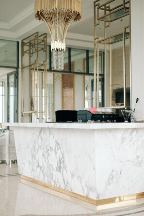 Bar (in der Unterkunft)