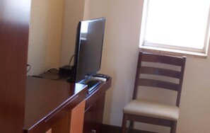 Premium bedding, iron/ironing board, free cots/infant beds, free WiFi - Premier Hotel (Lusaka)