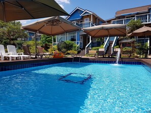 Outdoor pool - Adellna Pension (Gyeongju)