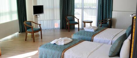 Minibar, in-room safe, desk, soundproofing