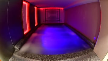 Sauna, hot tub, Turkish bath/hammam, body treatments