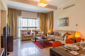 Apartment, 2 Bedrooms | Living area - Bespoke Residences - Golden Mile 2 (Dubai)