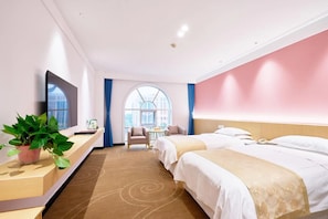 Business Twin Room | Minibar, in-room safe, desk, blackout curtains - Fusheng Hotel (Qingdao)