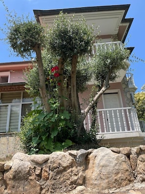 Fachada da propriedade