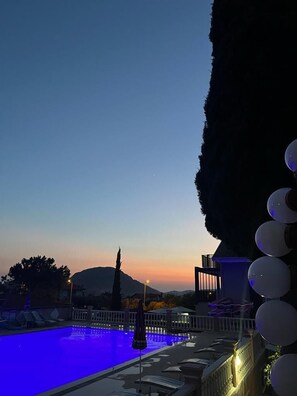 Piscina externa