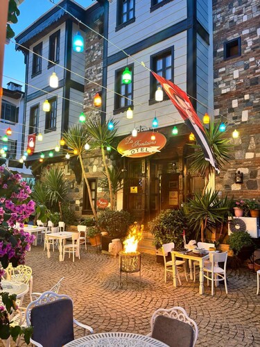 La Fontaine Butik Otel