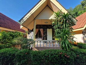Terrace/patio - Rim Khao Jungle Resort (Ko Lanta)