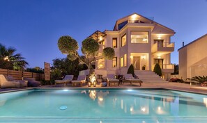 Front of property - Pasithea Elegant Villa (Zakynthos)