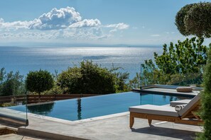 Exterior - Pasithea Elegant Villa (Zakynthos)