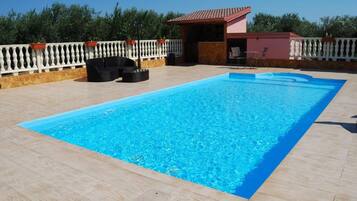 Doppia Standard, vista piscina | Vista dalla camera