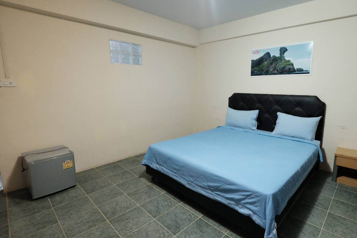 Standard Room | Soundproofing, WiFi (free)