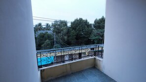 Standard Room | Balcony - City Mantion (Ko Lanta)