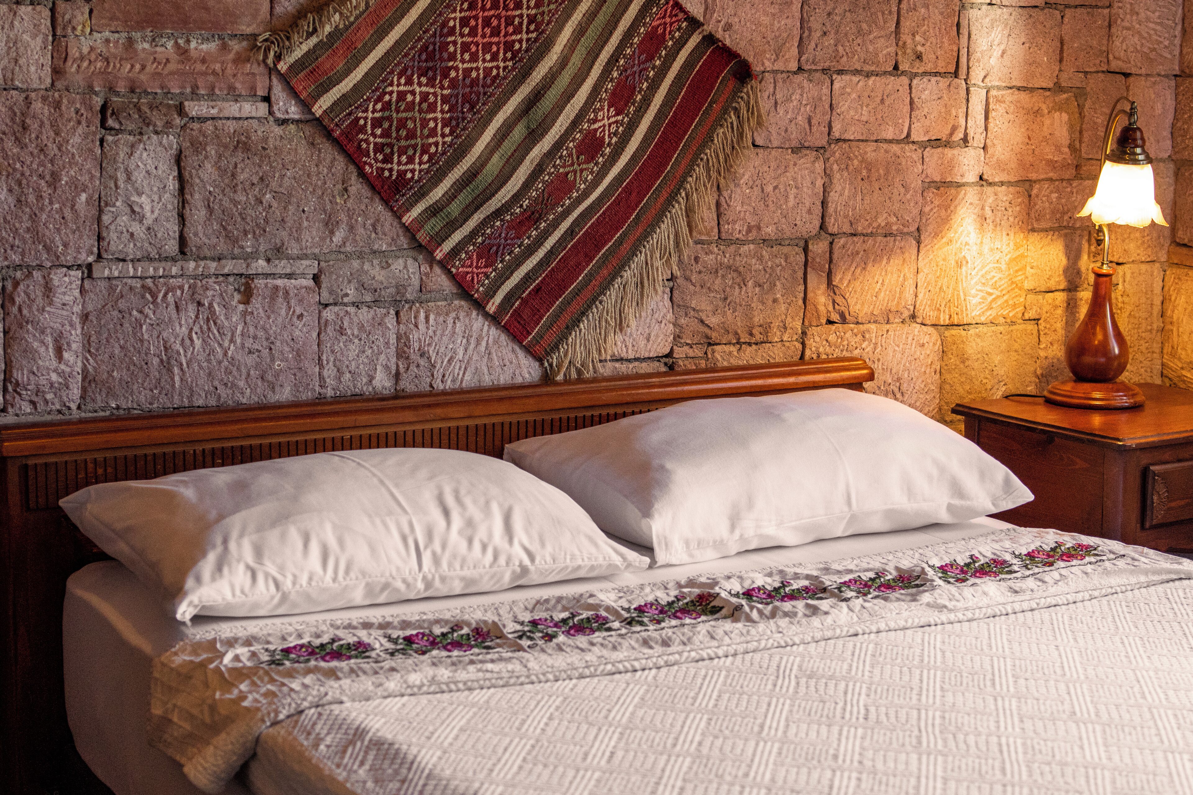 standard double room | minibar, free wifi, bed sheets