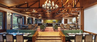 Welcomhotel by ITC Hotels, Pine N Peak, Pahalgam