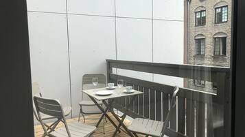 Apartamento exclusivo, 1 cama de casal e sofá-cama, sacada (Kitchenette) | Vista da sacada