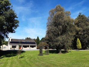 Garden - Carrick Villa (Carrick-on-Shannon)