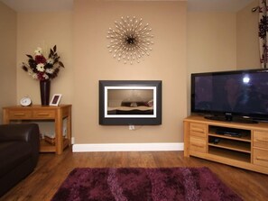 Lounge - Colliery Cottage (Durham)