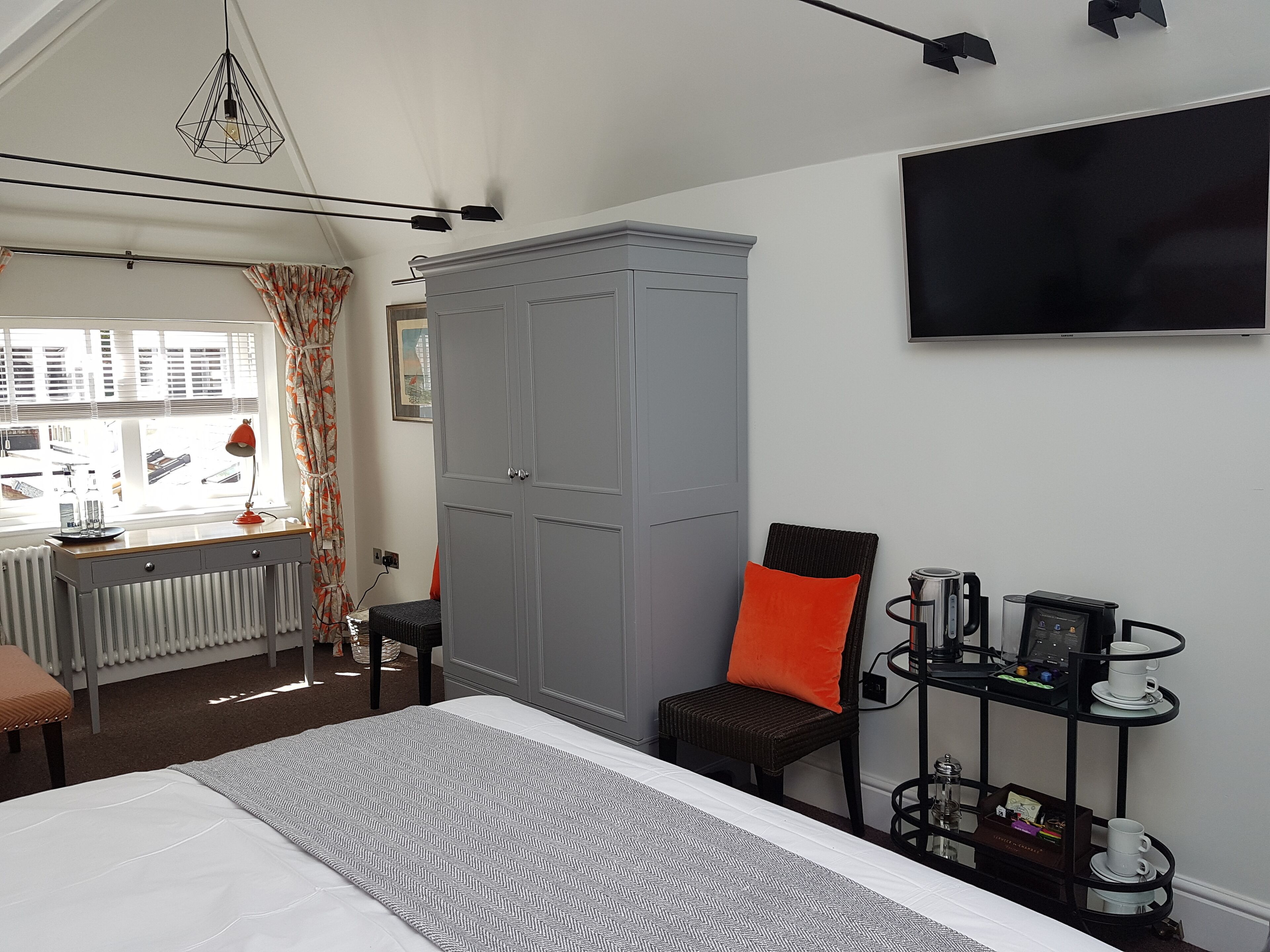 Photo - Gilbey's Bar, Restaurant & Townhouse