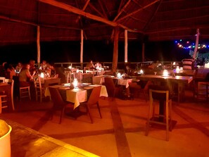 Breakfast, lunch, dinner served; international cuisine, beach views  - Ocean Dream Beachside Hotel (Nungwi)