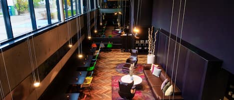 Daily self-service breakfast (EUR 16.00 per person)