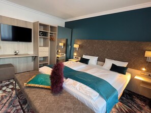 Deluxe Double Room, 1 King Bed, Kitchenette | Premium bedding, in-room safe, individually decorated, desk - Appartementhotel Cura Bad Füssing (Bad Fuessing)