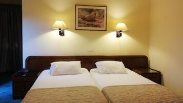 Minibar, camas plegables/adicionales y wifi gratis