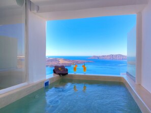 Honeymoon Suite, 1 King Bed, Hot Tub, Sea View