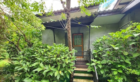 Fachada de la propiedad