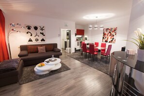 Apartament (Top 7 ) | Sala d'estar | Televisor de pantalla plana 