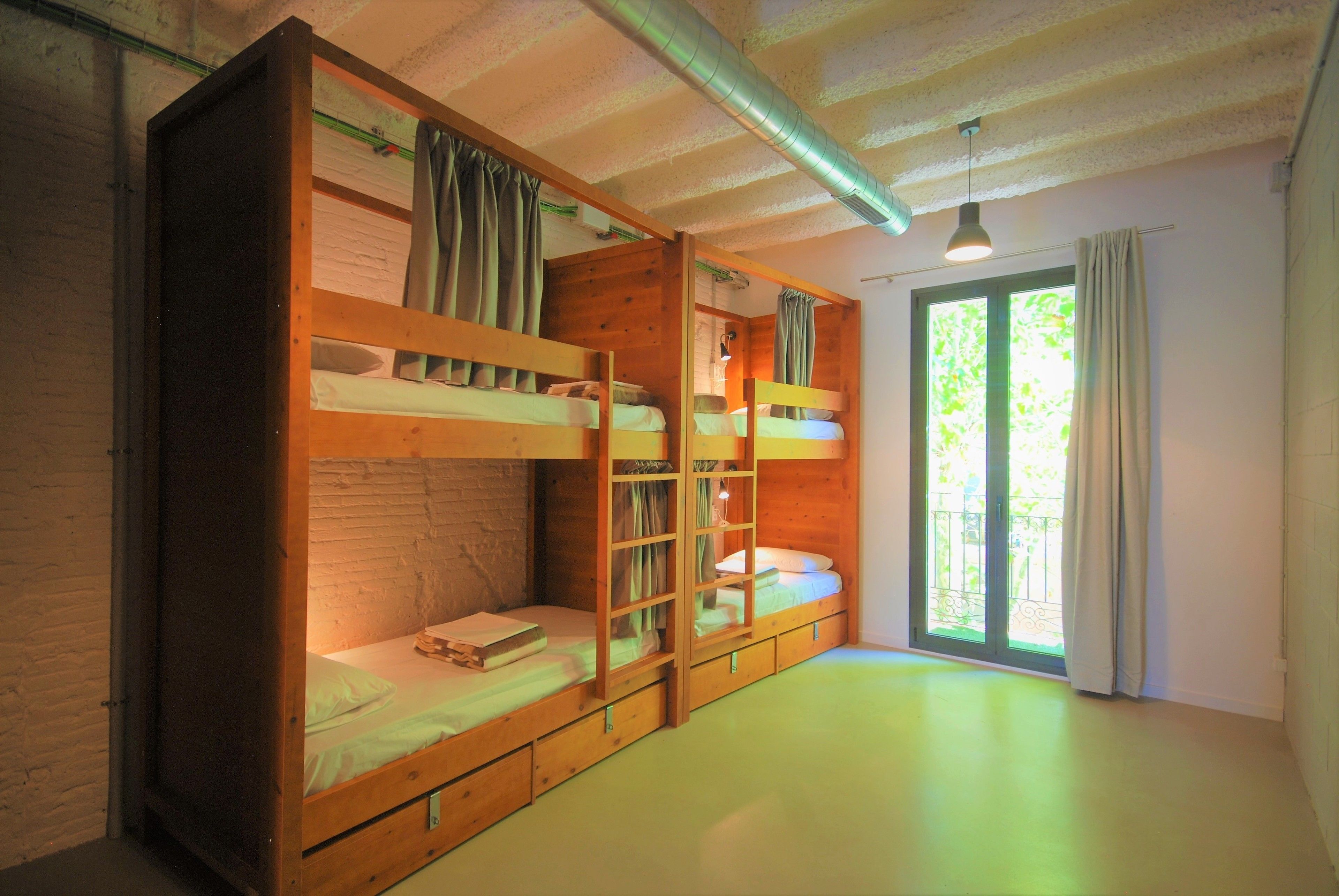 Photo - Ten To Go Hostel